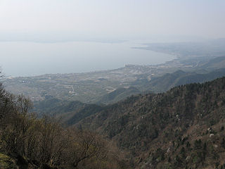 フジハゲ東側より琵琶湖を望む。