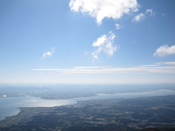 ホッケ山より琵琶湖大橋方面を望む