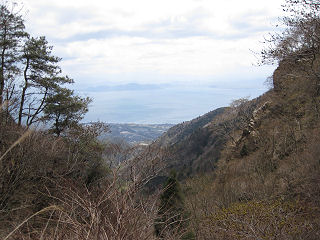 金糞峠から琵琶湖を望む。